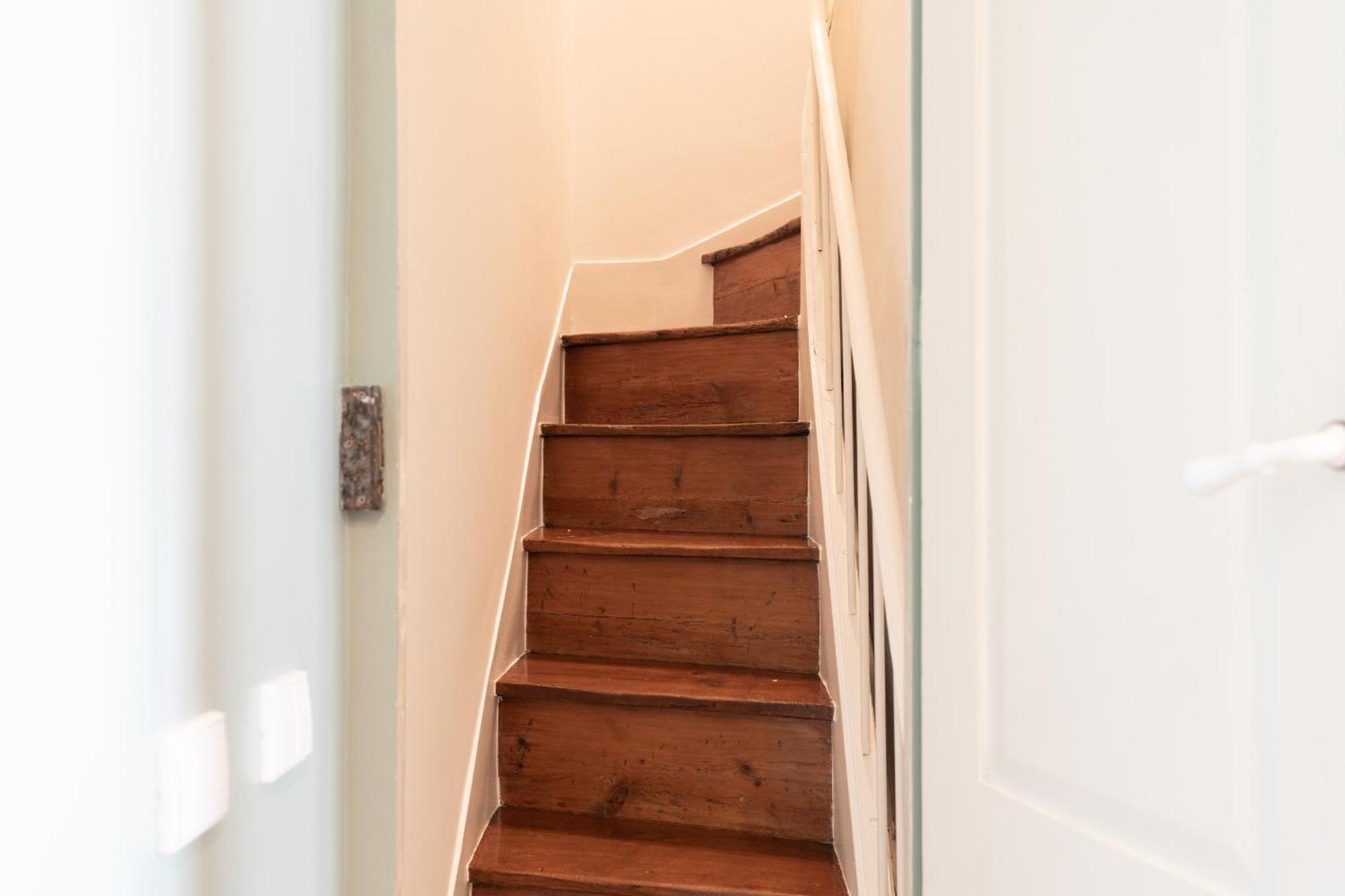 Apartment Charming Graca, 354 *